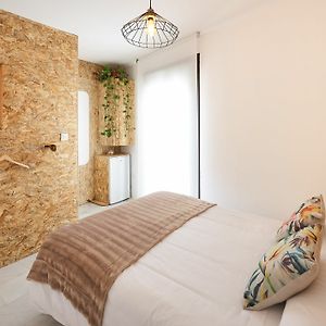 Rooms Vita & Bar